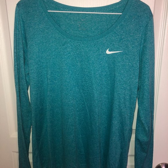 Nike Workout Top - Picture 1 of 2